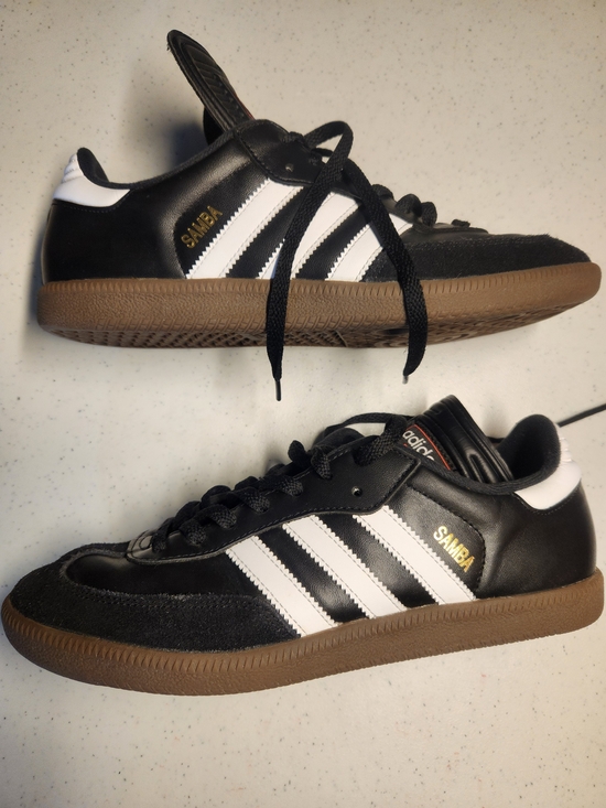 adidas Other - Adidas Samba Men's Black/White Gum Indoor Trainer
